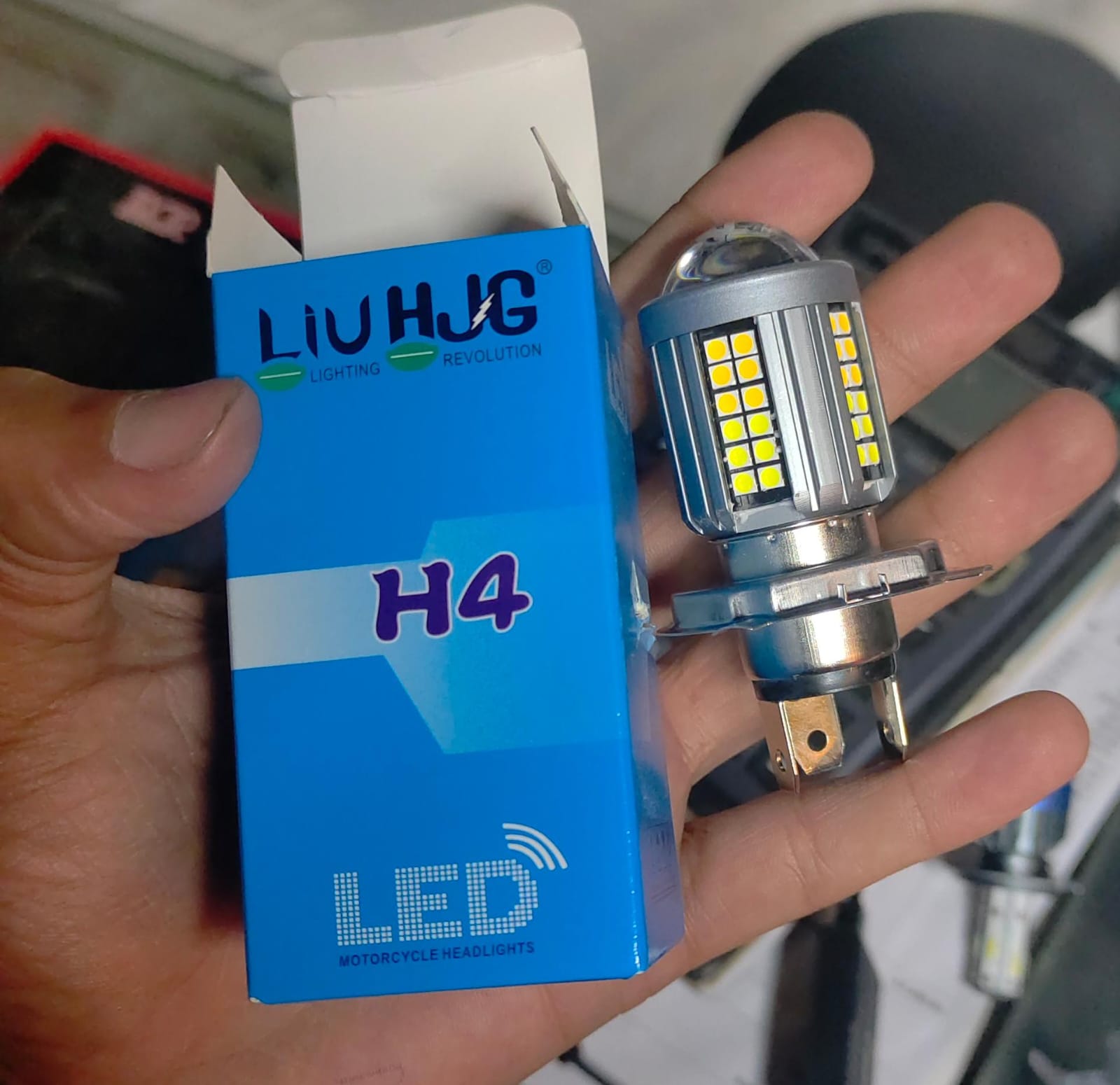 /uploads/BULB 6.jpeg